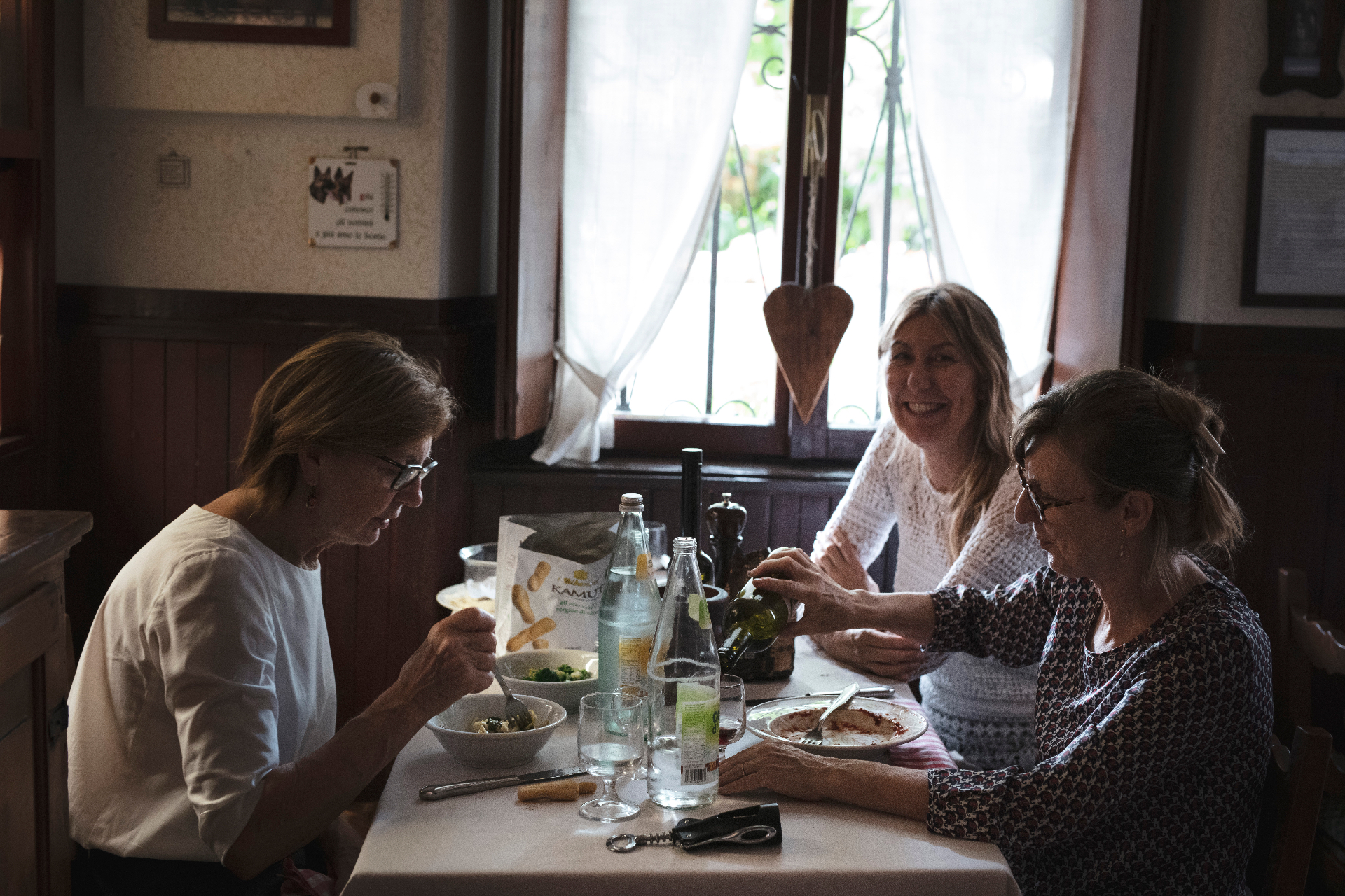 A tavola tra amiche, in sala